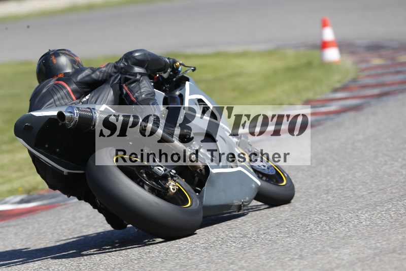 /43 08.08.2025 Discover the Bike ADR/Race 3 rot/91